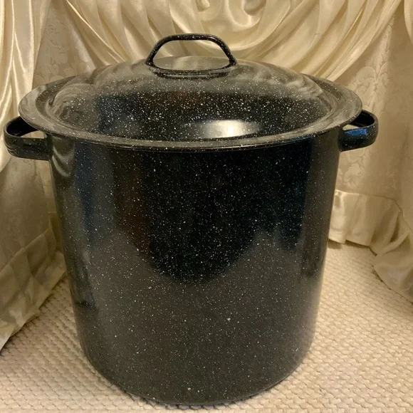LG. 15QT. STOCK /STEAMER POT - Picture 3 of 11